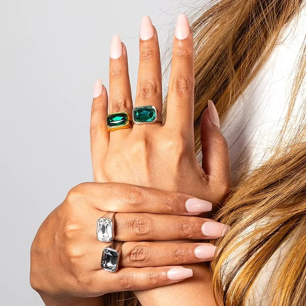 Aurora Gold Emerald Ring