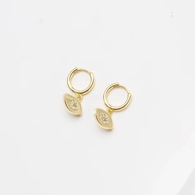 Daisy Gold Eye Earrings