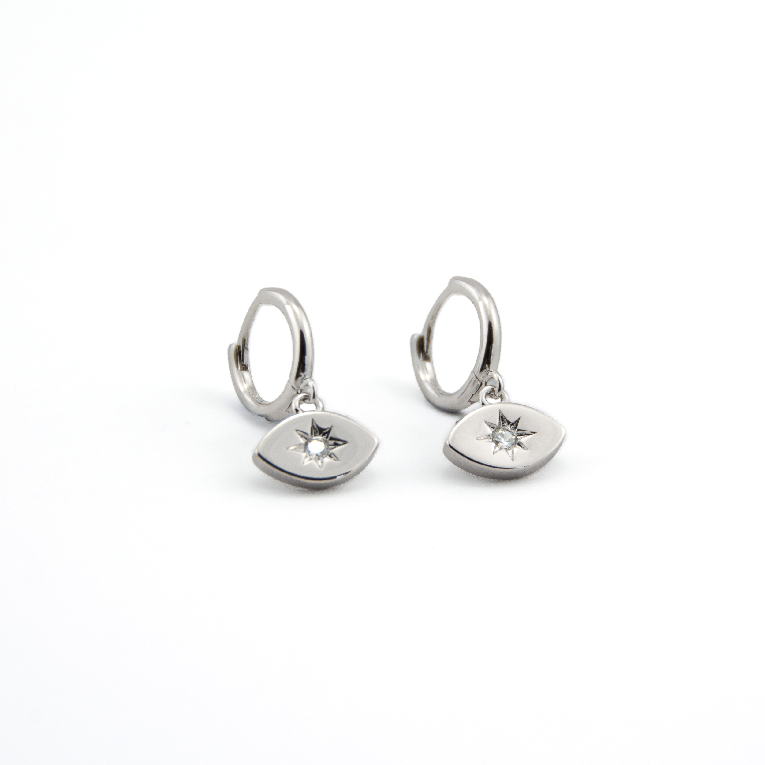 Daisy_Silver_Eye_Earrings_1