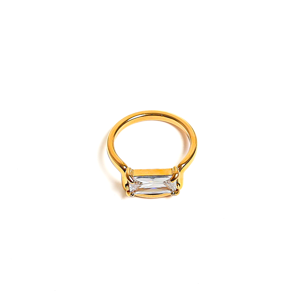 Darcy_Gold_Ring_1