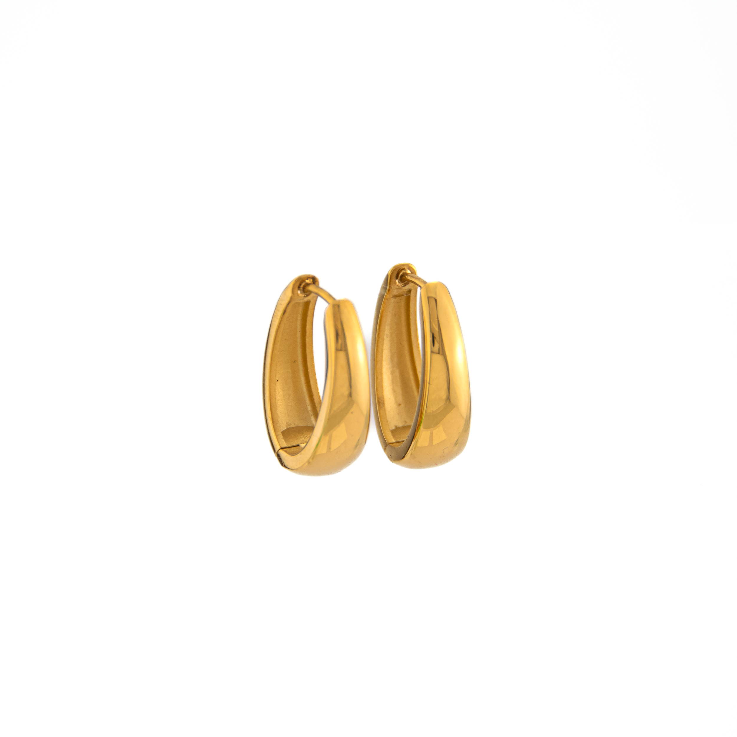 Lily_Gold_Earrings_2