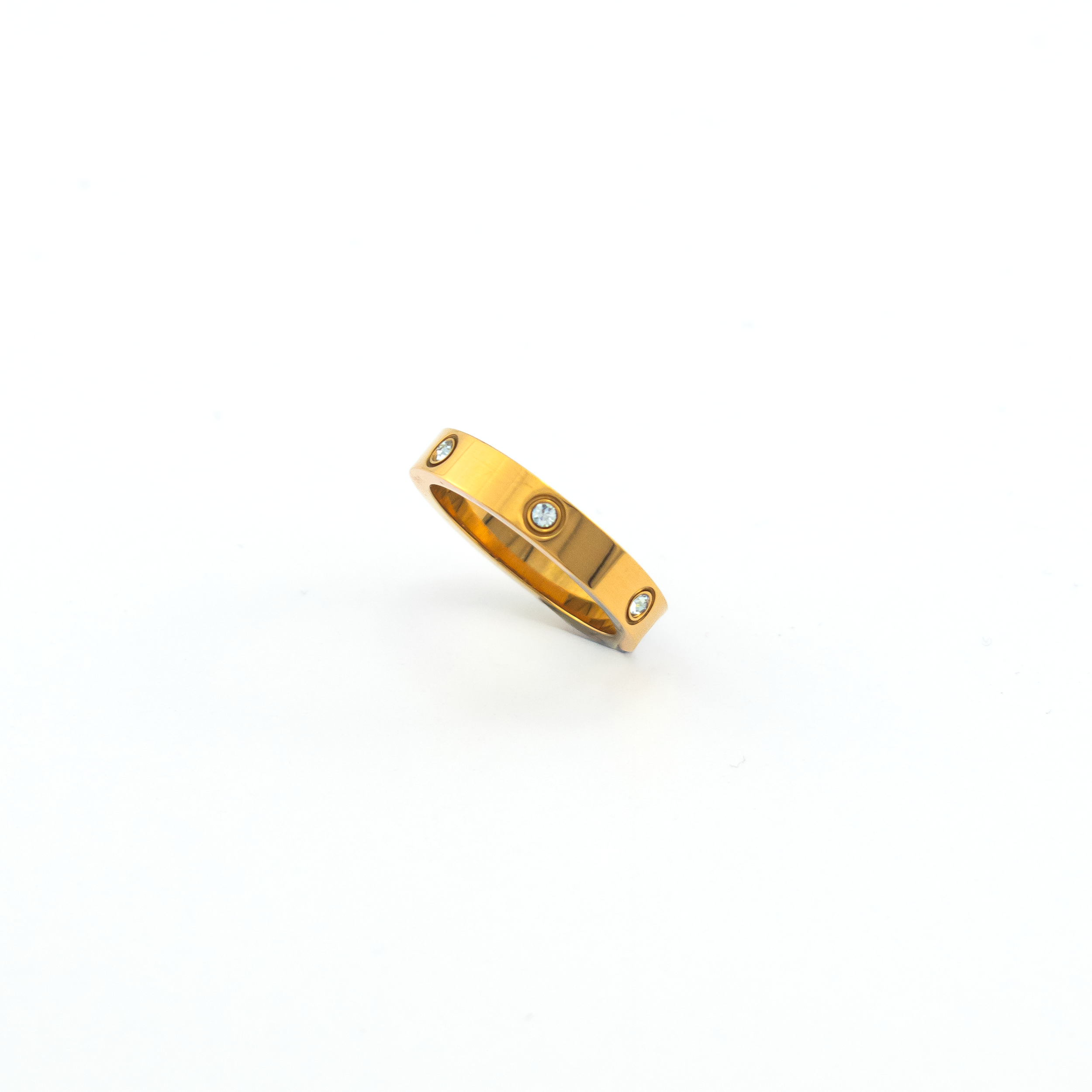 Love Band Gold Ring