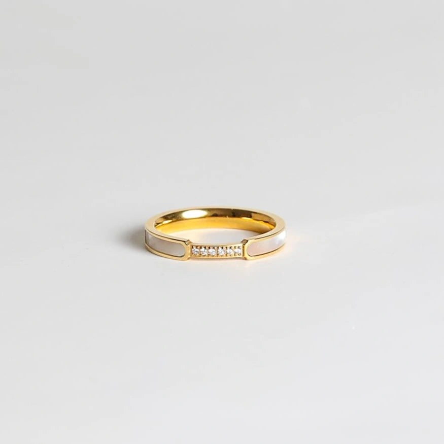Mariah Gold Ring