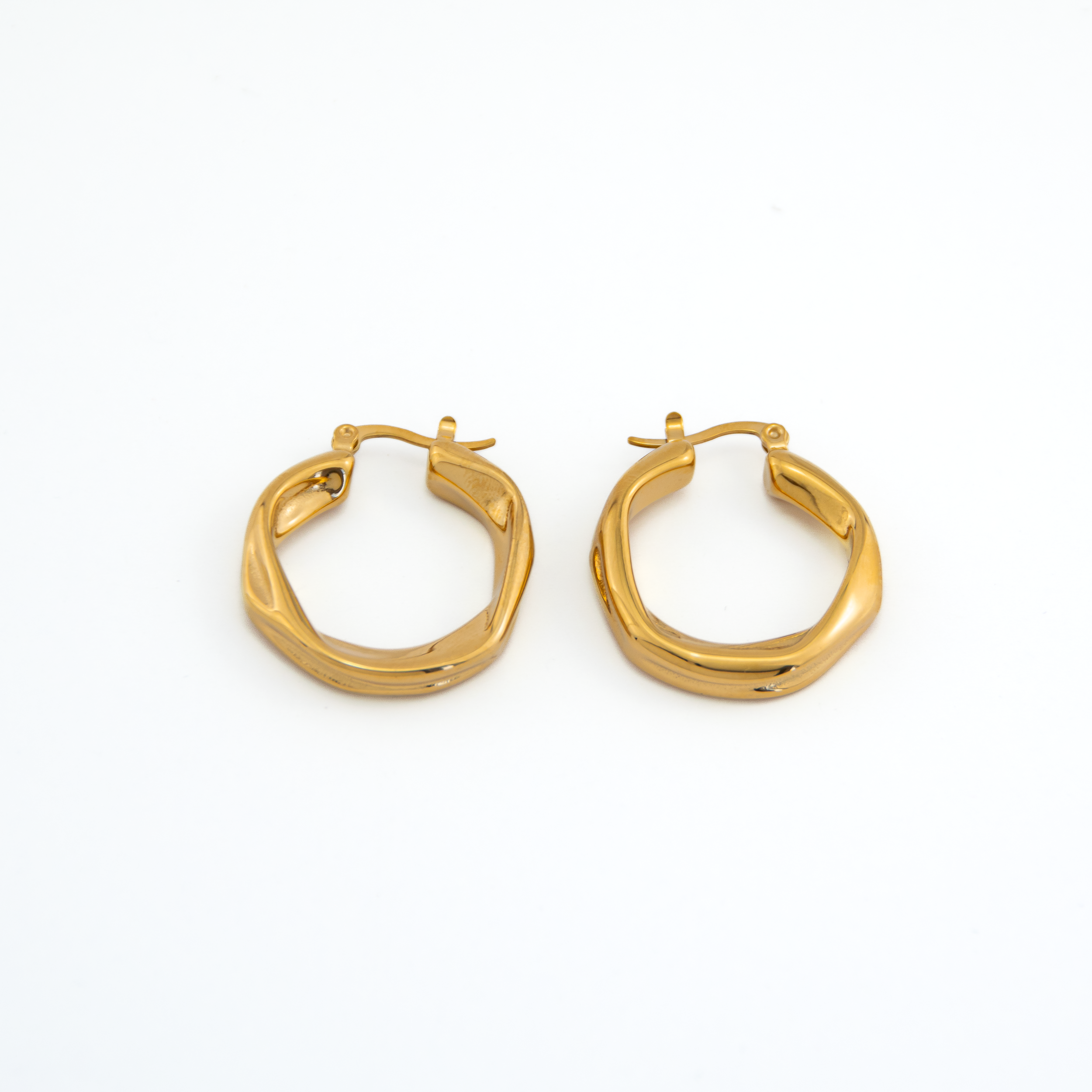 Voilet_Gold_Earrings_2