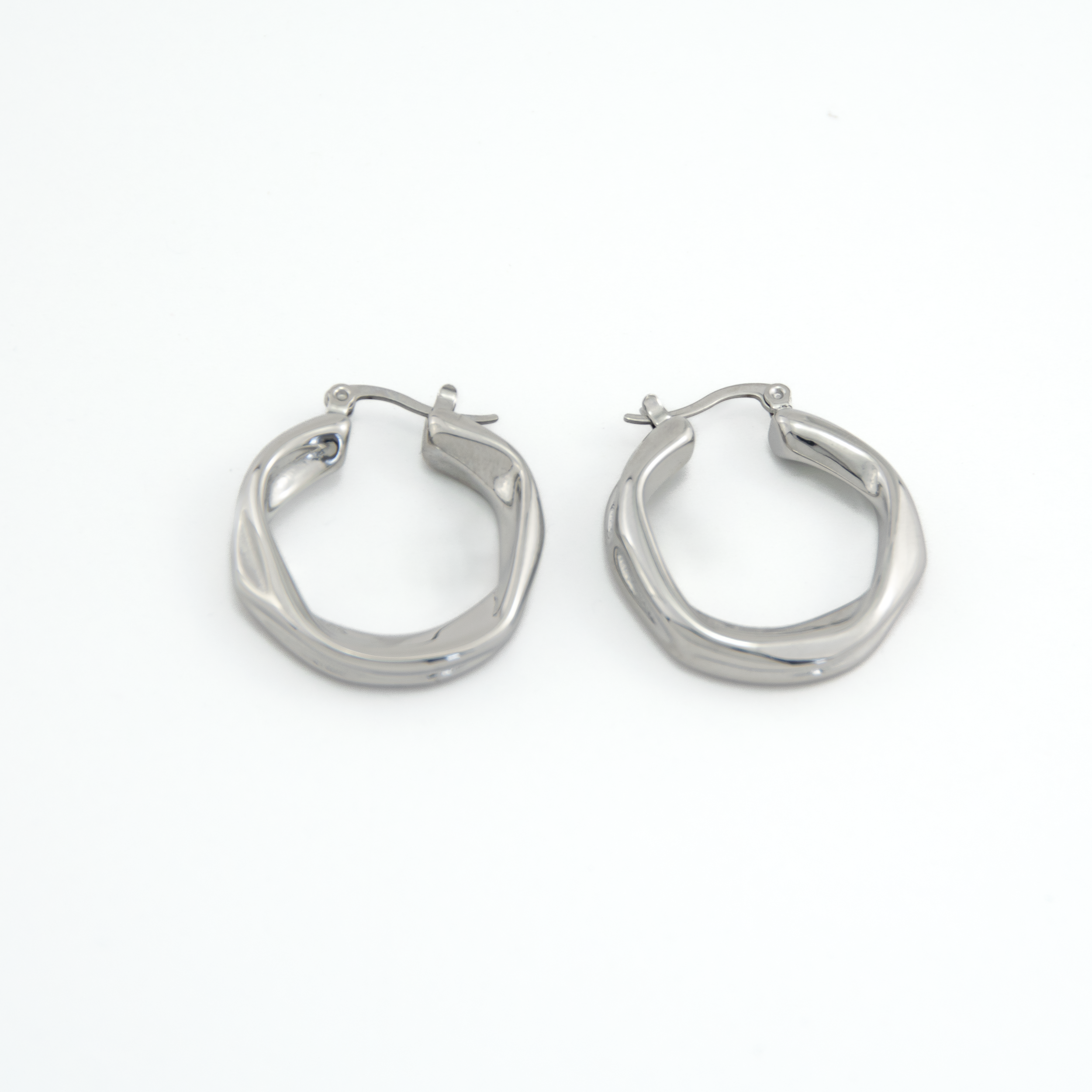 Voilet_Silver_Earrings_2