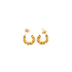 Zoe_Gold_Earrings_1

Gold hoop earrings on a white background