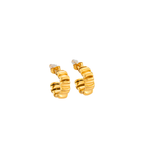 Zoe_Gold_Earrings_2

Gold hoop earrings on a white background